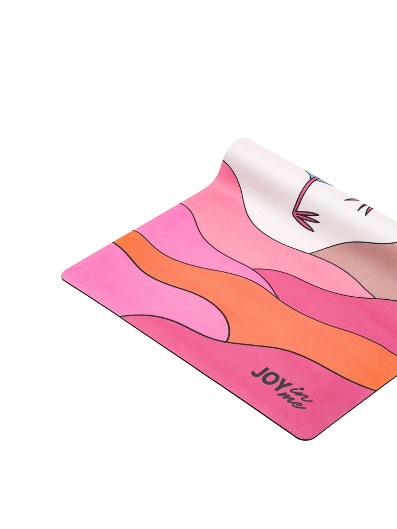 Kolorowa kauczukowa mata do ćwiczeń z wzorem czapli - JOYINME x Ewa Konstantynowicz Goss, wisok w zwiniętej formie